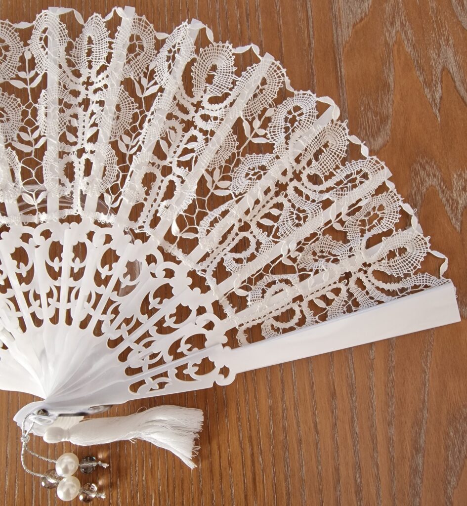 Abanicos de Bolillos para novias.Abanicos de encaje de bolillos