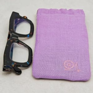 Alt="fundas de gafas de lino color lila"