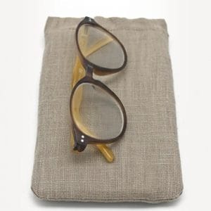 Alt=”Funda para gafas de lino natural".