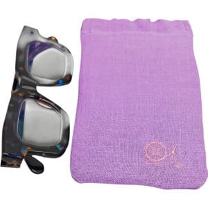 Alt=”Funda para gafas de sol de lino personalizadas”.